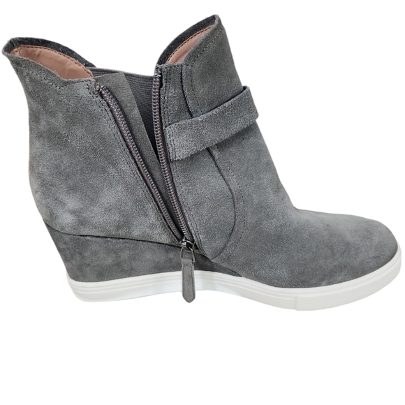 Linea Paolo, Woman's Gray suede wedge  Sneaker Bootie, rarely worn, Size 10 - Picture 2 of 10